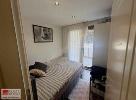 Rw Akar'dan Nezih Sitede Müstakil Tadında Kış Bahçeli 2+1 Daire