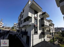 Başiskele Yeşilyurt Satılık Bahçe Dubleks