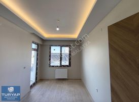 Turyap Metropolden Yüzakında Kiralık Sıfır 4+1 Lüks Daire
