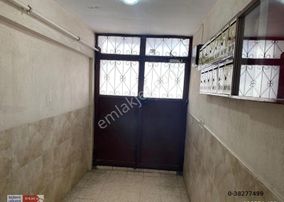 Cevherdudayev Mah. 'de İçinde Kiracısı Hazır Acil Satılık 3+1