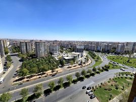 Rota'dan/ Dünya Kavşağında 4+1 Kiralık Lüks Büro/200m2