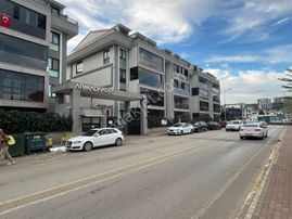 Yahyakaptan Armada 6’da Havuz Cepheli Lüks Dubleks