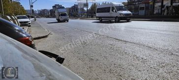 Akkent Cadde Üzeri Satılık Dükkan