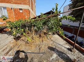 Mustafakemalpaşada 4 Kat İmarlı Kupon Arsa Ve Ev