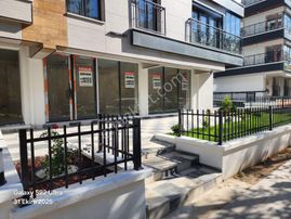 Bahçelievler'de Kiralık Dükkan Cadde Üstü Yeni Bina Depolu Wc'li