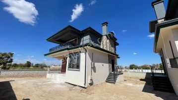 Analiz'den İstiklal Mahallesinde 3+1 Satılık Kupon Villa