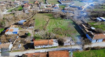 Muhtarımdan Dere Kenarı 2 Ayrı Arsa