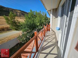 Bolayırda Yaz-kış Huzur, Havuz Ve Denizle İç İçe