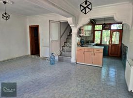 Yıldız Yapı'dan Merkezi Konumda Bahçeli Ve Geniş 5+1 Yazlık