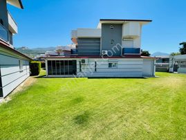 Yürüyüş Parkuru Havuz’u Mimari Projesi İle Zamanı’nın En İyi Projesi