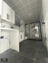 Şehrin Merkezinde Cadde Üzeri Sıfır 2+1 Geniş Manzaralı Daire