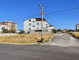 Toki De Köşe Konum 461 M2 Arsa