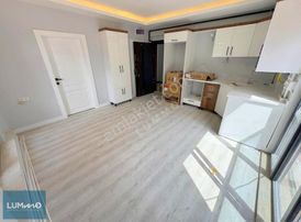 Lummo'dan Site Konseptinde Full Yapılı Ön Cephe Yüksek Giriş 1+1