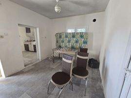 E-5 Yakın Arsa Fiyatına Tek Katlı Ev140 Metrekare Net Tapulu Tek Katlı Müstakil