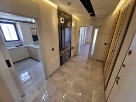 Hazardan Fevzi Çakmakta Okula Yakın Lüx Yapılı 4+1 Daire