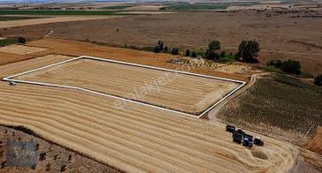 Saray Bahçedere Mahallesi Etrafı Çevrili Tek Tapu 11.833 M²