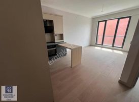 Gölbaşı Karşıyakada Göle Sıfır 1+1 2.katiskanlı Caddeüzeri Daire