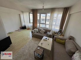 33 Karşıyaka Çarşı Akbank Sokağında Ferah 2+1 Daire