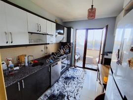 Gebze Emlak Konutları 2. Etap Ta Mutfağı Yenilenmiş 3+1 Daire