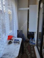 Nur Emlaktan Ömercikler Mh 2+0 71 M2 Kombili Bakımlı Daire Acele