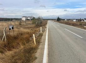 Sütlüce Köyü Müstakil Tek Tapulu Ana Yola Cephe 817 M2 Arsa