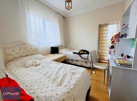 Fırsat K. Eğitim Araştırma Hast. Arkası Kat Konumlu Yapılı 3+1