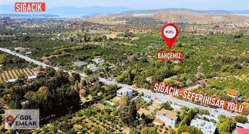 Sığacık Yolu Üzerinde Emsalsiz Bahçe