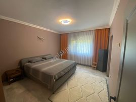 Remax Palastan 1000 M2 Arsa Üzerinde 2+1 Müstakil Ev Ve ...