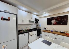 Cennet Mah.cadde Üstünde Yeni Bina'da Arakat Satılık Daire