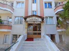 Selçukluda 1.kat Zafer Sitesinde 3+1 Daire