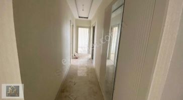 Araştırma Civarı Zana Teach Acil Satılık 3.5+1