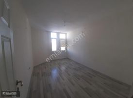 Emlakparkdan Taşucu Merkezde Ayrı Mutfaklı 2+1 Satılık Daire