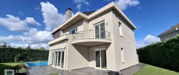 Nokta'dan Elit Sitede Özel Havuzlu/müstakil/asansörlü Konak