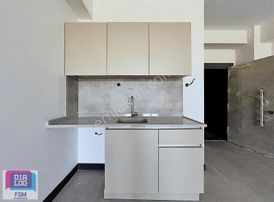 Ceylan Coşar'dan Ata Bulvarı Cepheli Balkonlu Satılık Ofis