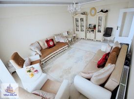 Vega Emlak'tan Yıldız Göbeğe Yakın Full Yapılı Fırsat Ön Cephe