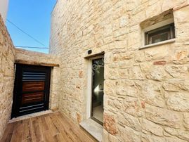 Kızılağaç Köyünde Müstakil Arsa İçinde Satılık Sıfır Taş Villa