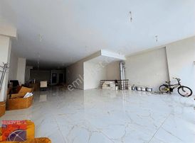 Sultanbeyli Necipfazıl Mh Trabzon Cd Üzeri Merkezi Dükkan&depo