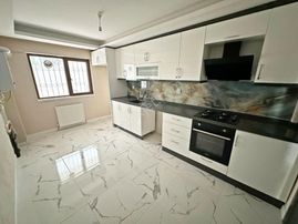 Basın Caddesi Yanı Yeni Bina Full Yapılı 3+1 Kapalı Otoparklı Fırsat