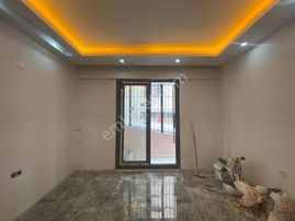 Akalın'dan 3+1 Bahçeli Açık Mutfak Ultra Lüx Cadde Yakını