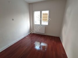 Karabağlar Ğünaltay Mah.2+1 95 M2 Doğalğazlı Bahçeli Kiralık Ev