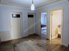 Bornova Mevlana Mahallesinde Ful Tadilatlı Satılık Daire