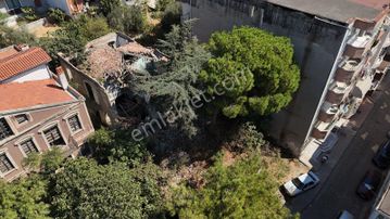 Restore Edilebilir Taş Konak Potansiyelli Satılık Fırsat Arsa