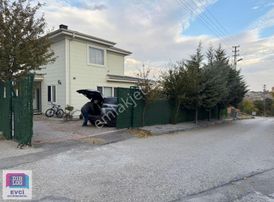 Elmadağ Üçevler Mahallesinde 2 Katlı 4+1 Müstakil Ev