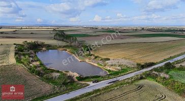 Kırklareli Kavaklı'da İnece Asfaltı Yanı Gölün Kenarı 14.400 M2