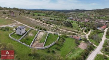 Kırklareli Koruköy Etrafı Taş Duvar Çevrili %60 İmar 657 M2 Arsa