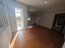 Kiralik Yeni Mah. 2+1 Arakat Geniş 120 M2