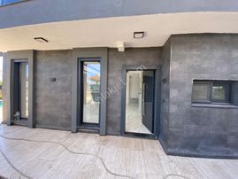 Didim Çamlık Mahallesinde Satılık Havuzlu Villa