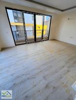 Küçükhasbahçe'de Satılık 1+1 Sıfır Ofis