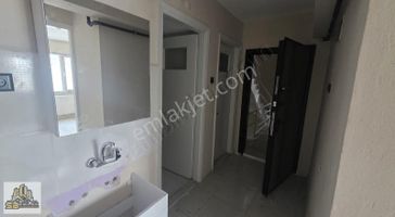 İzmir Tire Sb Emlak Ofisinden Çarşı Merkezde Fırsat 2+1 Daire