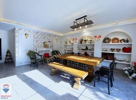 Mükemmel Dizaynı İle Alaçam Cd.üzeri Yatırımlık Satılık Dükkan